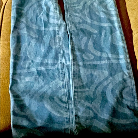 Pretty little things jeans and top - Picture 2 of 5